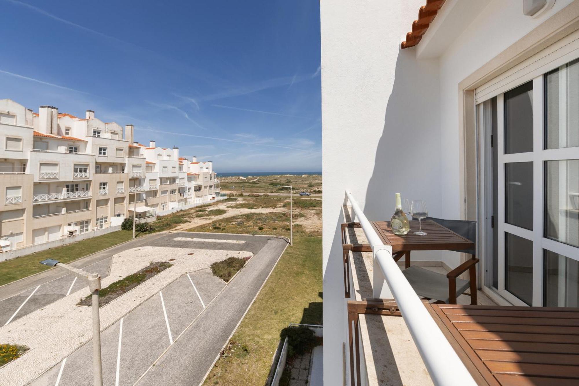 Baleal Beachfront Duplex Peniche Bagian luar foto