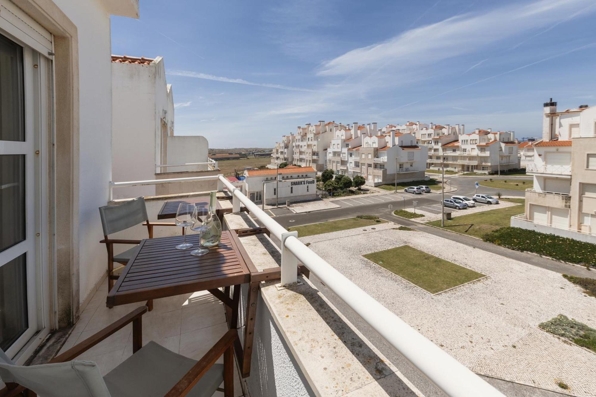 Baleal Beachfront Duplex Peniche Bagian luar foto