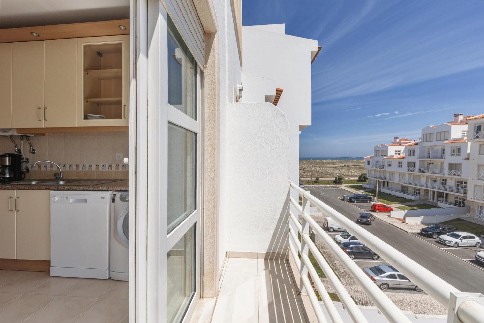 Baleal Beachfront Duplex Peniche Bagian luar foto